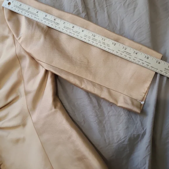 ADRIANNA Papell Women SZ 8P Gold Silk Blazer w/rosette front detail 3/4 sleeve‎ - Picture 9 of 11